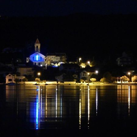 Apartamento Dux Solo Vinišće Exterior foto