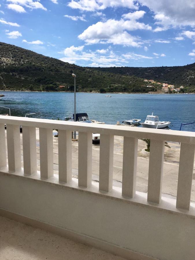 Apartamento Dux Solo Vinišće Exterior foto